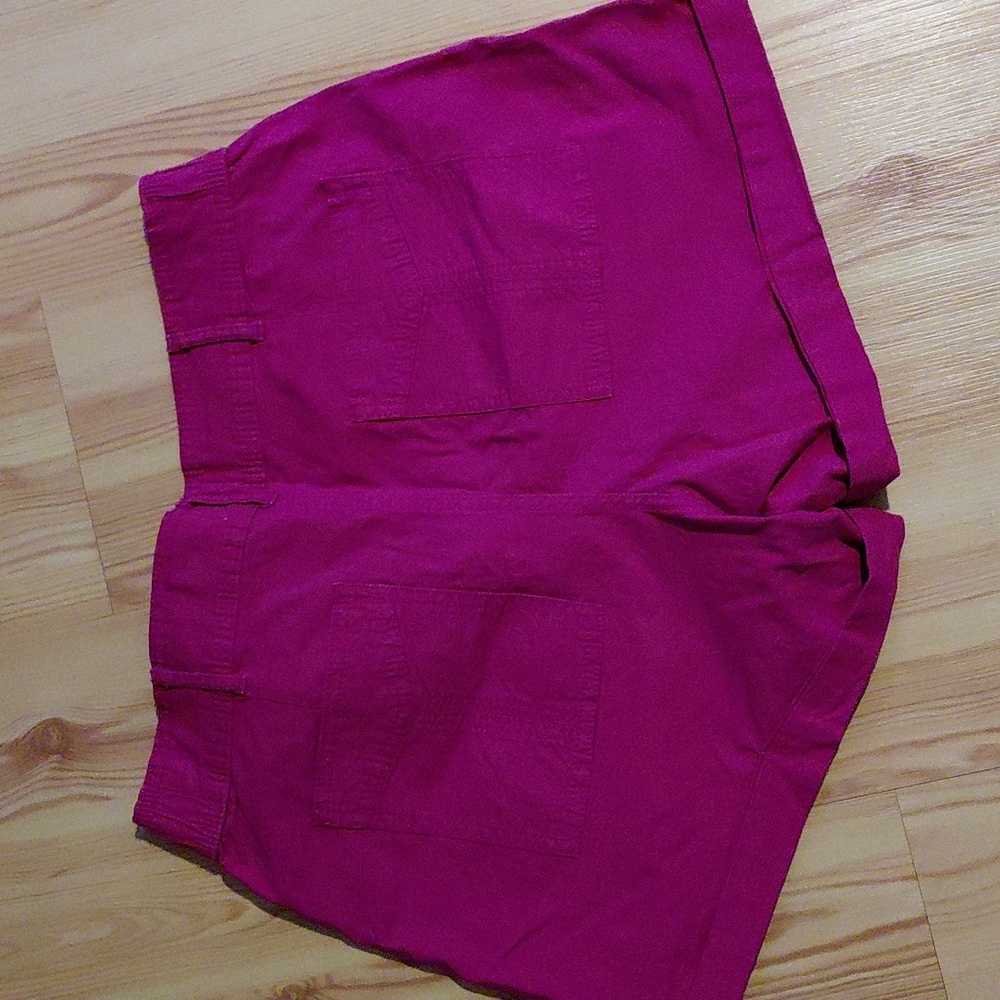 Women's Magenta Shorts - Picture 2 of 3